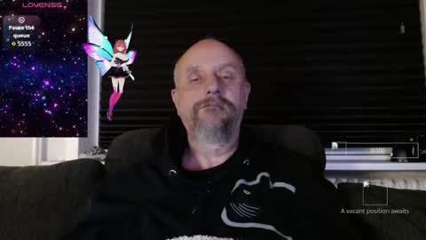 Snapshot of hardmrlazy chatting on 11-19-25, 07:14 MrLazy online show from 11-19-25, 07:14