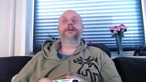 MrLazy online show from 02-08-26, 01:03