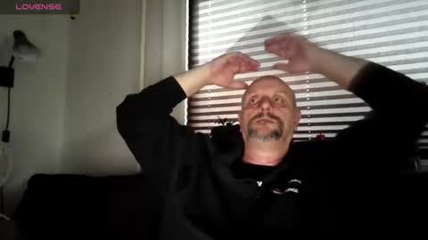 MrLazy online show from 07-26-26, 04:47