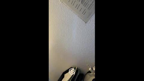 Snapshot of hardpornz chatting on 01-22-25, 07:03 hardpornz online show from 01-22-25, 07:03