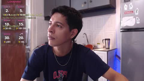 Snapshot of hardsexlove08 chatting on 12-18-25, 08:04 Andres Dean online show from 12-18-25, 08:04