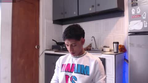 Snapshot of hardsexlove08 chatting on 12-21-25, 07:54 Andres Dean online show from 12-21-25, 07:54