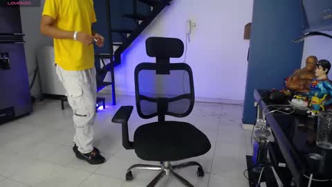 Snapshot of hardsexlove08 chatting on 02-22-26, 08:29 Andres Dean online show from 02-22-26, 08:29