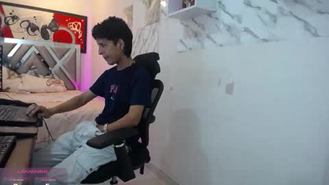 Snapshot of hardsexlove08 chatting on 03-09-26, 06:12 Andres Dean online show from 03-09-26, 06:12