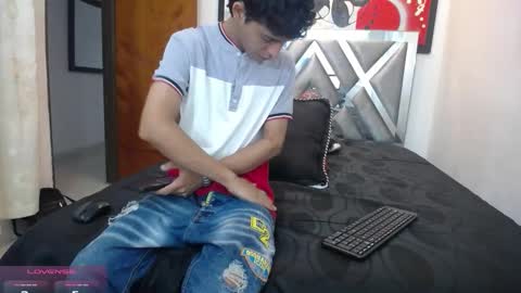 Snapshot of hardsexlove08 chatting on 03-15-26, 07:09 Andres Dean online show from 03-15-26, 07:09