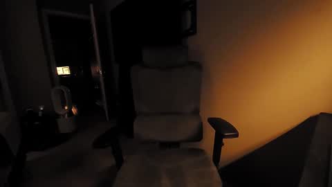 Tom online show from 09-18-25, 03:52