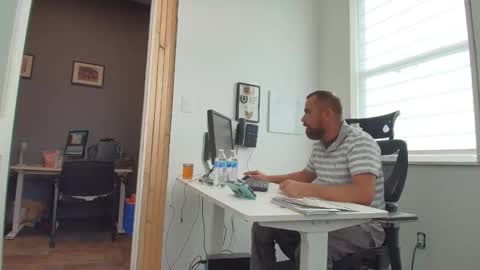 hardworkertn online show from 11-18-25, 06:45