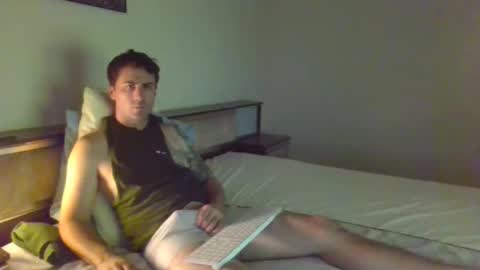 Snapshot of hardy2131 chatting on 02-06-26, 01:47 Hardy2131 online show from 02-06-26, 01:47