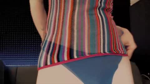 Miss Hardy online show from 04-25-26, 03:09