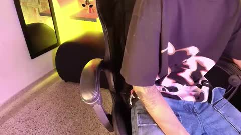 Hares online show from 01-10-26, 01:24