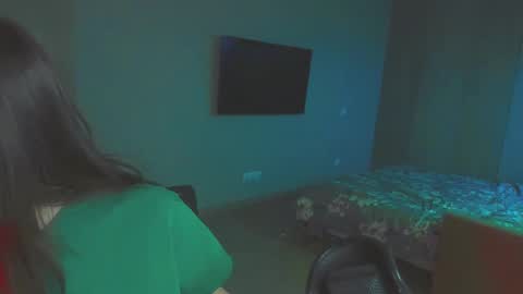 Snapshot of haribo_asmr chatting on 01-12-25, 08:36 Miss Hari online show from 01-12-25, 08:36