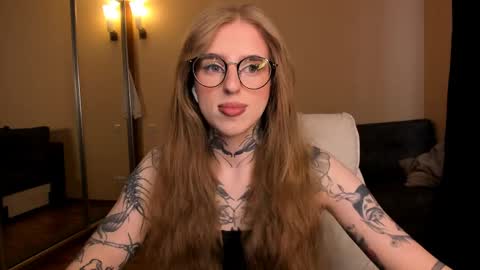 Julia online show from 04-20-26, 04:59