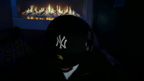 Snapshot of harleyd83018 chatting on 06-01-26, 01:07 Harley online show from 06-01-26, 01:07