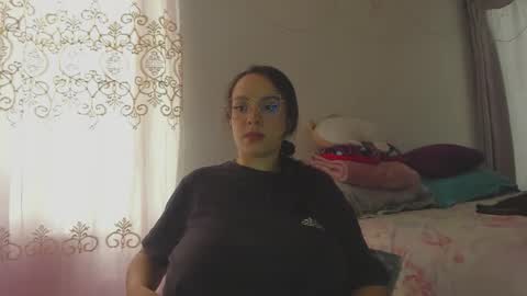 Natii  online show from 03-25-26, 07:09