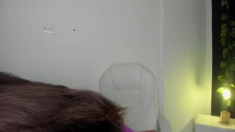 harleyqueen_robbie online show from 12-22-24, 05:10