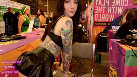 Snapshot of harliequinnx chatting on 12-07-24, 10:17 Harliequinnx - Schedule Below Exxxotica DC Dec 6-8th online show from 12-07-24, 10:17