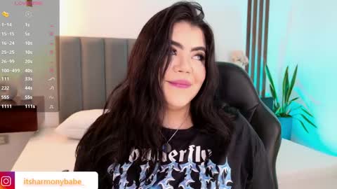 Snapshot of harmonybabe_ chatting on 05-23-26, 08:57 Harmony online show from 05-23-26, 08:57