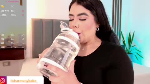 Snapshot of harmonybabe_ chatting on 05-30-26, 09:01 Harmony online show from 05-30-26, 09:01