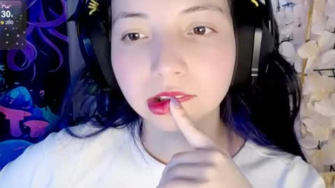 Harmonys World online show from 10-28-25, 08:55