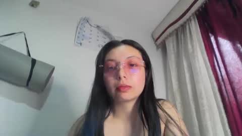 Snapshot of harmonys_couple_ chatting on 03-05-26, 09:44 Harmonys World online show from 03-05-26, 09:44