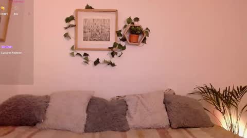 Snapshot of harmonyy01 chatting on 02-11-25, 03:08 Harmony Please help me to reach 100 thumbs up online show from 02-11-25, 03:08