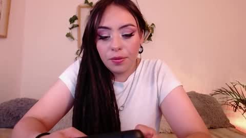 Snapshot of harmonyy01 chatting on 03-02-25, 01:04 Harmony Please help me to reach 100 thumbs up online show from 03-02-25, 01:04