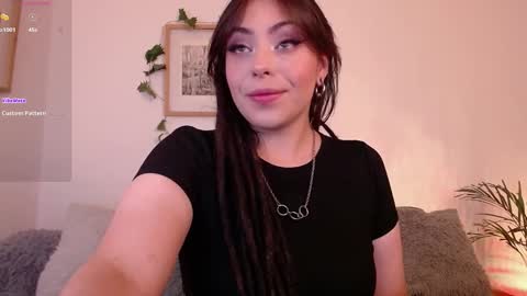 Snapshot of harmonyy01 chatting on 03-03-25, 01:31 Harmony Please help me to reach 100 thumbs up online show from 03-03-25, 01:31