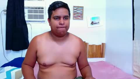 Snapshot of haroldlucky chatting on 11-02-25, 02:30 harold online show from 11-02-25, 02:30