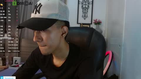 Snapshot of haroldxl chatting on 05-11-26, 02:45 IM HAROLD online show from 05-11-26, 02:45
