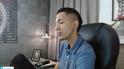 Snapshot of haroldxl chatting on 06-05-26, 02:34 IM HAROLD online show from 06-05-26, 02:34
