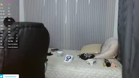 Snapshot of haroldxl chatting on 06-16-26, 01:47 IM HAROLD online show from 06-16-26, 01:47