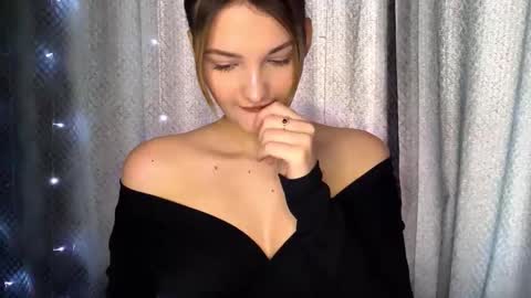 Emily online show from 03-09-26, 07:01