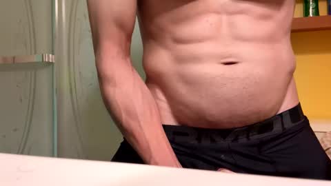 Snapshot of harrrdy69 chatting on 11-14-25, 02:32 harrrdy69 online show from 11-14-25, 02:32