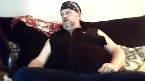 Snapshot of harry765765765 chatting on 09-28-25, 03:23 The Finesser online show from 09-28-25, 03:23