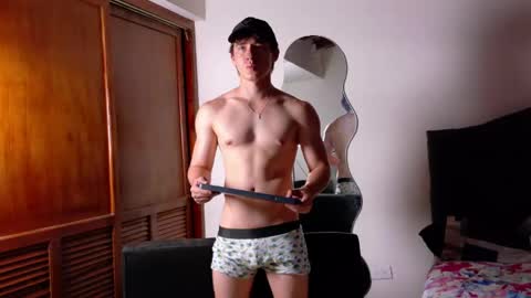 Snapshot of harry_brown2324 chatting on 04-30-26, 11:42 Sebastian online show from 04-30-26, 11:42