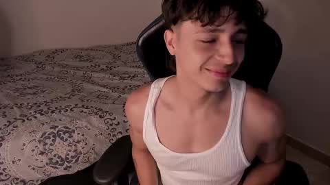 Snapshot of harry_p01 chatting on 03-03-26, 09:53 harry_p01 online show from 03-03-26, 09:53