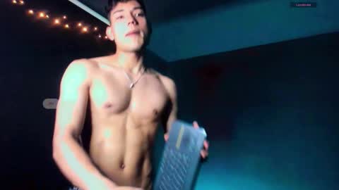 Snapshot of harrydavidsonx chatting on 11-29-25, 05:16 ... online show from 11-29-25, 05:16