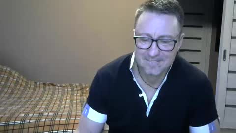 Snapshot of harrysnake chatting on 12-02-24, 06:41 HarrySnake online show from 12-02-24, 06:41