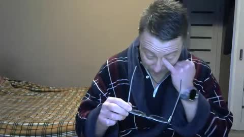 Snapshot of harrysnake chatting on 12-10-24, 06:44 HarrySnake online show from 12-10-24, 06:44