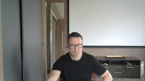 Snapshot of harrysnake chatting on 10-09-25, 06:44 HarrySnake online show from 10-09-25, 06:44