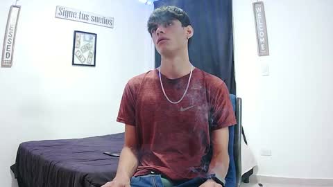 Snapshot of harrythomson1 chatting on 11-10-25, 01:15 harry thomson online show from 11-10-25, 01:15