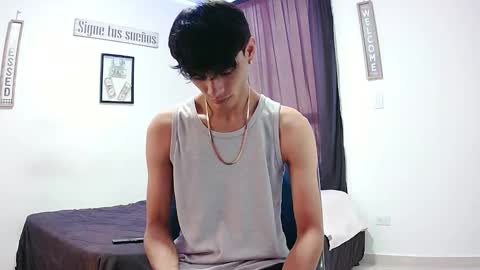 Snapshot of harrythomson1 chatting on 11-28-25, 05:48 harry thomson online show from 11-28-25, 05:48