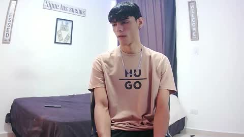 Snapshot of harrythomson1 chatting on 12-05-25, 06:48 harry thomson online show from 12-05-25, 06:48