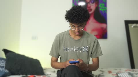 HARRY online show from 12-13-24, 01:33