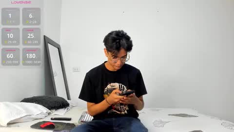 HARRY online show from 12-19-25, 01:29