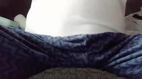 Snapshot of hartl1112 chatting on 10-23-25, 07:51 hartl1112 online show from 10-23-25, 07:51