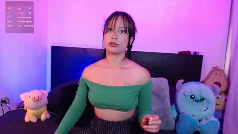 Snapshot of haru_420 chatting on 09-26-25, 11:25 Sofia Damin online show from 09-26-25, 11:25