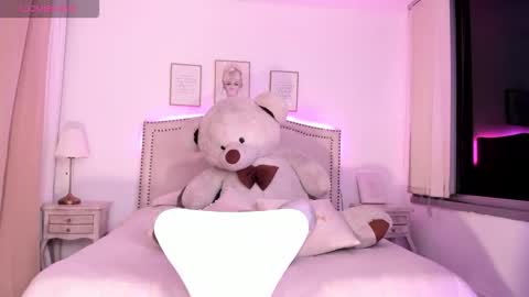 Snapshot of haru__kii chatting on 11-11-25, 02:33 haru online show from 11-11-25, 02:33