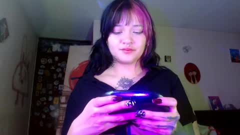 Im Emily and I could be the love of your life    online show from 04-27-26, 03:04