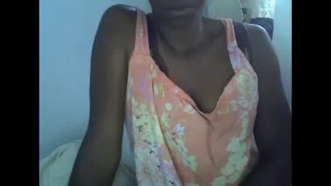 Snapshot of harysette chatting on 01-08-25, 09:00 harysette online show from 01-08-25, 09:00